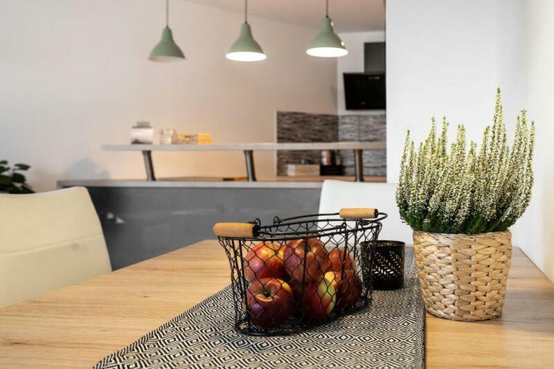 Old Town Luxury Apartment In Heart Of Bratislava Eksteriør bilde