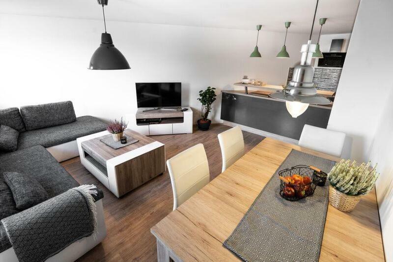 Old Town Luxury Apartment In Heart Of Bratislava Eksteriør bilde