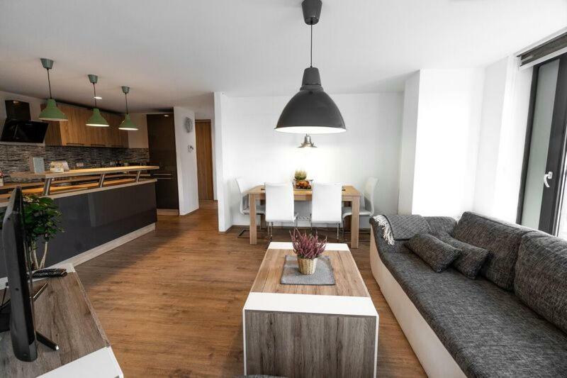 Old Town Luxury Apartment In Heart Of Bratislava Eksteriør bilde