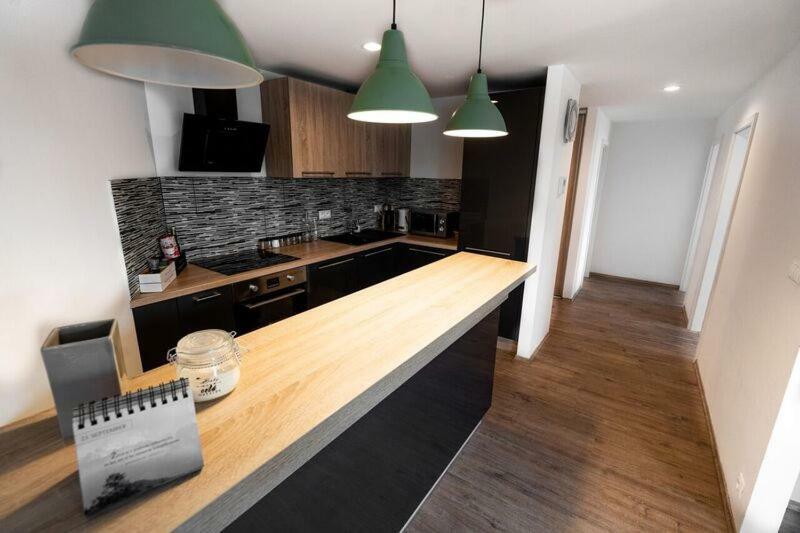 Old Town Luxury Apartment In Heart Of Bratislava Eksteriør bilde